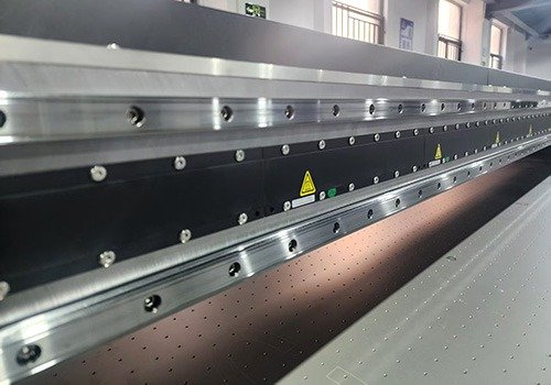 Dual linear guides